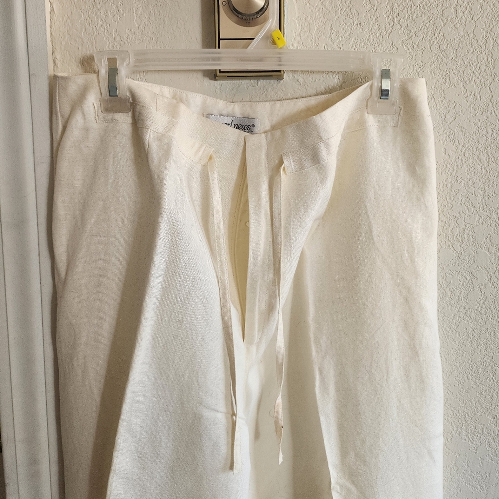 Wide leg trouser.  Size 14. Newport news. Off white color.